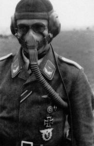 Pilota Luftwaffe con maschera d'ossigeno